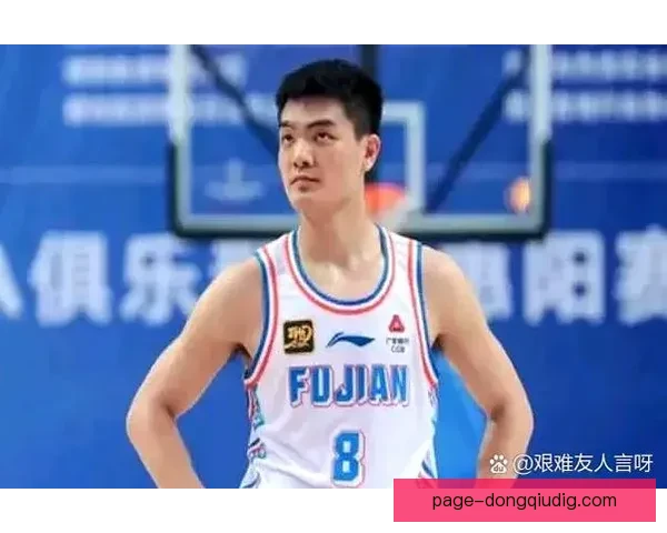 CBA联赛最新赛季精彩回顾与球星表现全面分析 CBA联赛最新赛季精彩回顾与球星表现全面分析